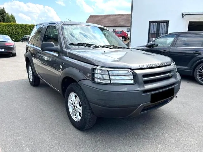 Ile pali Land Rover Freelander? Sprawdź rzeczywiste zużycie paliwa!