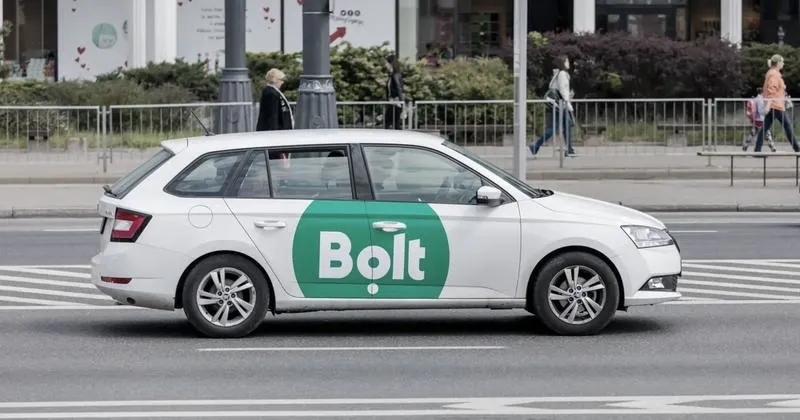 Jak funkcjonuje usługa Bolt Taxi i co warto o niej wiedzieć?