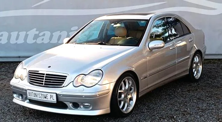 Jak szybko i skutecznie wymienić filtr kabinowy w Mercedesie W203?