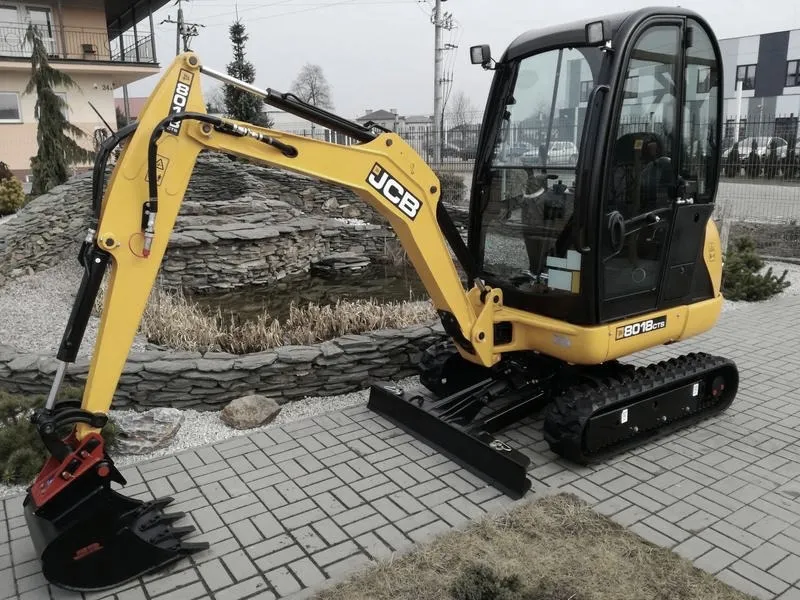 JCB 8018: jaki olej do silnika wybrać i ile wlać?