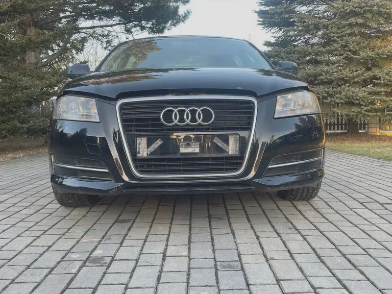 Objawy uszkodzenia poduszek silnika w Audi A3 8P, na które warto zwrócić uwagę