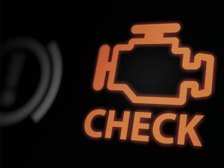 Kontrolka Check Engine