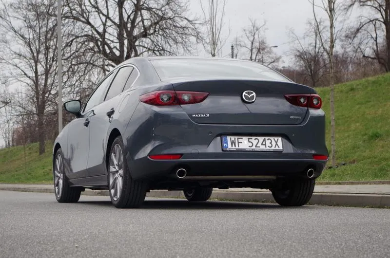 Mazda 3 diesel benzyna