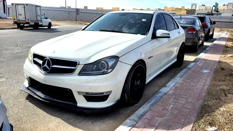 Mercedes W204