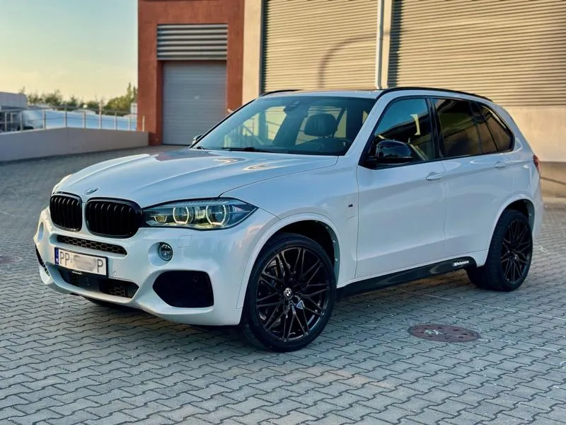 Porównanie silników BMW X5