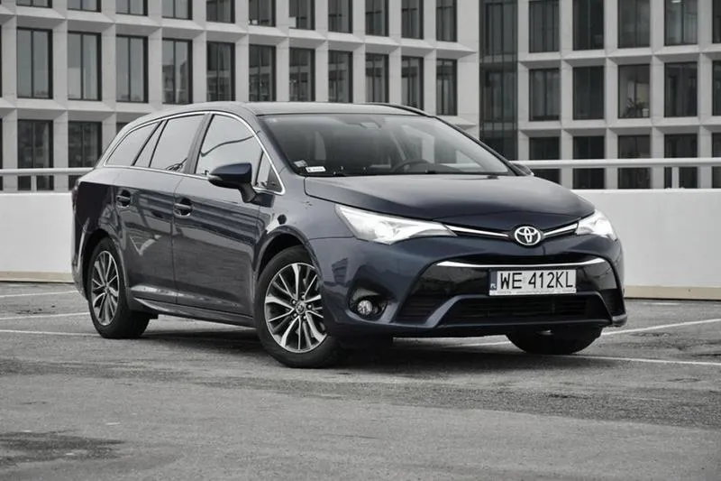 Silniki do Toyoty Avensis